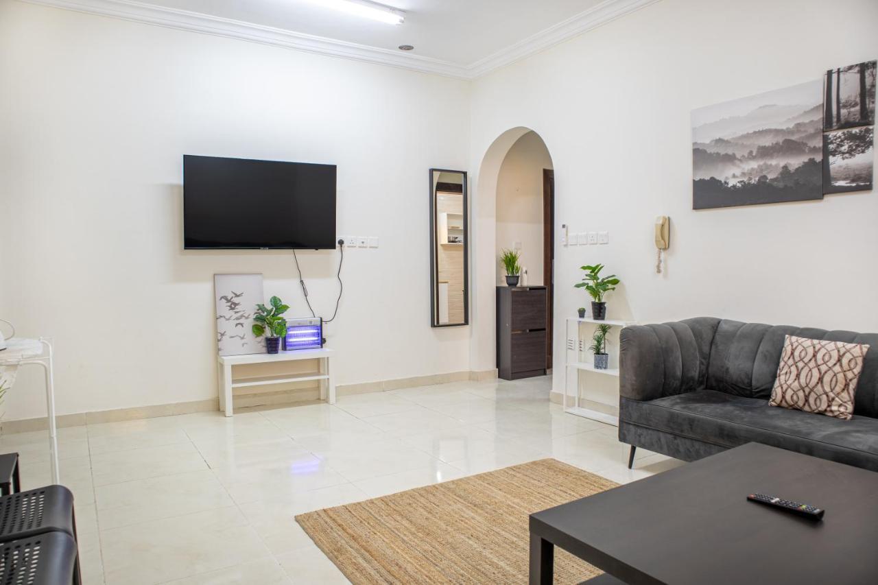 Luxurious Family 3 Bedroom Apartments 10 Mins Drive To Al-Masjid Nabawi - Nozol Noor 1 Medina Exterior photo