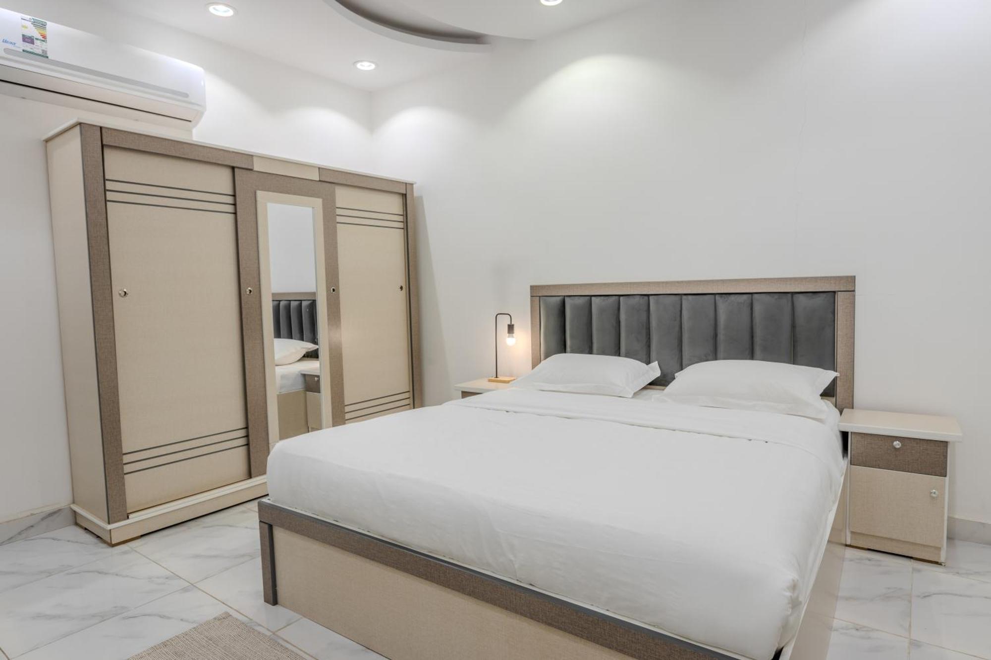 Luxurious Family 3 Bedroom Apartments 10 Mins Drive To Al-Masjid Nabawi - Nozol Noor 1 Medina Exterior photo
